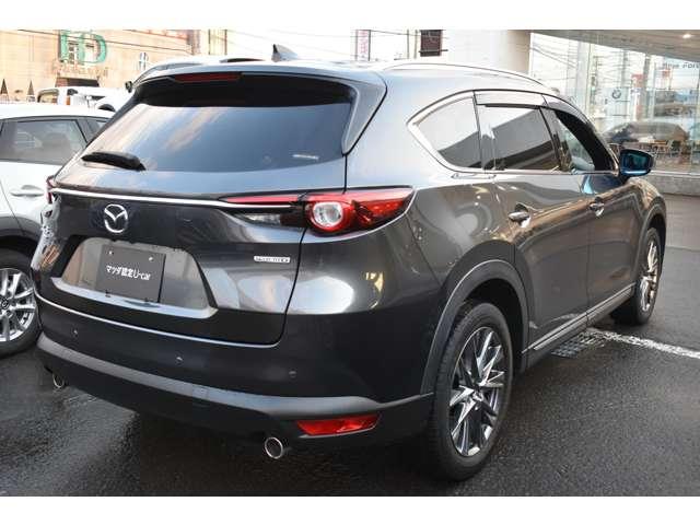 ＣＸ－８ ＸＤ　Ｌ　Ｐａｃｋａｇｅ　７人乗り　電動サンルーフ・ナッパレザー・フロント／　オートリアゲート　定期点検記録簿　ＤＶＤ再生機能　本革シート　シートエアコン　クリアランスソナー　１オーナー　パワーシート　バックカメラ付き　オートハイビーム（3枚目）
