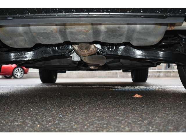 ＣＸ－８ ＸＤ　Ｌ　Ｐａｃｋａｇｅ　７人乗り　電動サンルーフ・ナッパレザー・フロント／　オートリアゲート　定期点検記録簿　ＤＶＤ再生機能　本革シート　シートエアコン　クリアランスソナー　１オーナー　パワーシート　バックカメラ付き　オートハイビーム（20枚目）