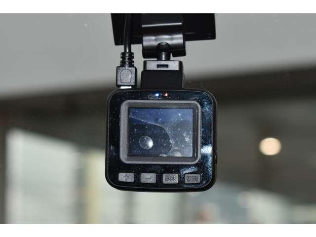 ワゴンＲスマイル ＨＹＢＲＩＤ　Ｓ　両側電動スライドドア・ケンウッドメモリー　前後誤発進抑制　１オーナー　フルタイム４ＷＤ　コーナーセンサー　フルオートエアコン　スマートキー　キーレスエントリー　イモビライザー　シートヒーター　ＤＶＤ（8枚目）