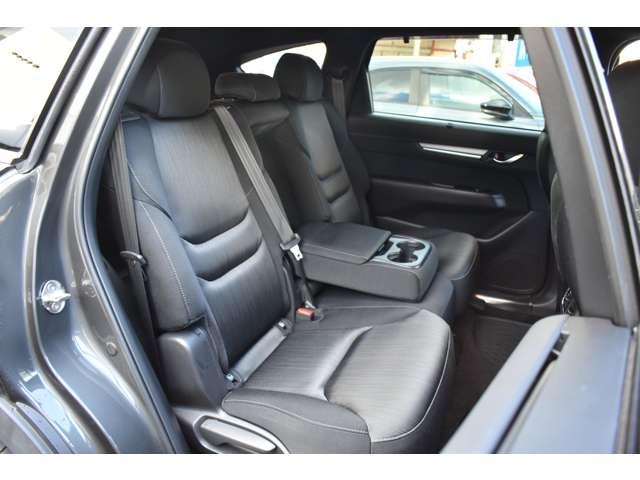 ＣＸ－８ ＸＤ　ＰＲＯＡＣＴＩＶＥ　７人乗り　パワーリフトゲート　ルーフレール＆パワーリフトゲート　リアエアコン　アドバンストキー　横滑り防止機能　ＵＳＢポート　電動Ｒゲート　地デジ　アイスト　ＥＴＣ車載器　ＤＶＤ再生可　エアコン　４ＷＤ　パワーシート　サイドカメラ（14枚目）