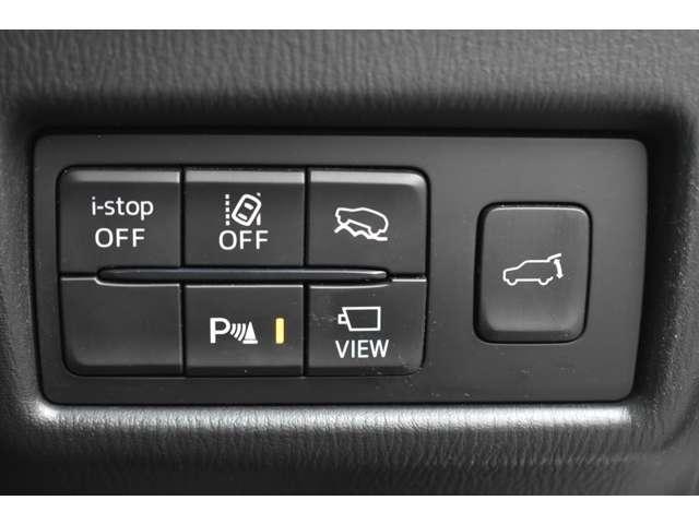 ＣＸ－８ ＸＤ　ＰＲＯＡＣＴＩＶＥ　６人乗り　ＣＤ／ＤＶＤ再生＋地デジ　ウォークスルー６人乗り・ＣＤ／ＤＶＤプレーヤー＋　リアエアコン　アドバンストキー　横滑り防止機能　ＵＳＢポート　電動Ｒゲート　地デジ　アイスト　ＤＶＤ再生可　エアコン　４ＷＤ　パワーシート　三列シート（9枚目）