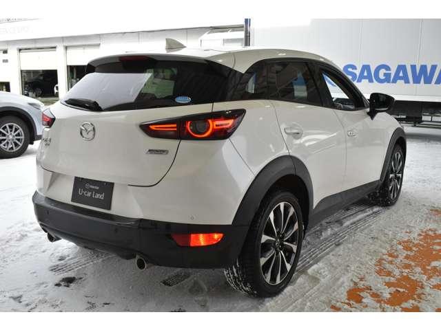 ＣＸ－３ ２．０　２０Ｓ　４ＷＤ　ハイビームコントロール付ＬＥＤライト　ナビ　衝突被害軽減ブレーキ　Ｂモニター　ＬＥＤヘッドライト　ＥＴＣ　オートエアコン　４ＷＤ　スマートキー　アイドリングストップ　横滑り防止　Ｐセンサー（2枚目）