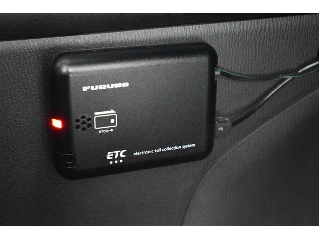 ＣＸ－３ ２．０　２０Ｓ　４ＷＤ　ハイビームコントロール付ＬＥＤライト　ナビ　衝突被害軽減ブレーキ　Ｂモニター　ＬＥＤヘッドライト　ＥＴＣ　オートエアコン　４ＷＤ　スマートキー　アイドリングストップ　横滑り防止　Ｐセンサー（7枚目）