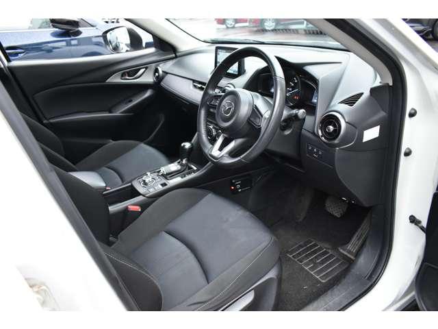 ＣＸ－３ ２．０　２０Ｓ　４ＷＤ　ハイビームコントロール付ＬＥＤライト　ナビ　衝突被害軽減ブレーキ　Ｂモニター　ＬＥＤヘッドライト　ＥＴＣ　オートエアコン　４ＷＤ　スマートキー　アイドリングストップ　横滑り防止　Ｐセンサー（3枚目）