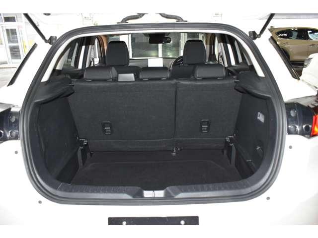 ＣＸ－３ ２．０　２０Ｓ　４ＷＤ　ハイビームコントロール付ＬＥＤライト　ナビ　衝突被害軽減ブレーキ　Ｂモニター　ＬＥＤヘッドライト　ＥＴＣ　オートエアコン　４ＷＤ　スマートキー　アイドリングストップ　横滑り防止　Ｐセンサー（10枚目）