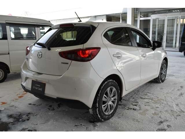 ＭＡＺＤＡ２ １．５　１５Ｓ　４ＷＤ　ビジネスユースＰＫＧ　ＨＢＣ付きＬＥＤライト　追突防止装置　メモリーナビ　ＬＥＤ　横滑り防止　オートエアコン　オートハイビーム　コーナーセンサー　ＥＴＣ　４ＷＤ　アイドリングストップ　バックカメラ（2枚目）