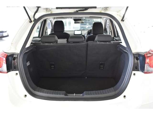 ＭＡＺＤＡ２ １．５　１５Ｓ　４ＷＤ　ビジネスユースＰＫＧ　ＨＢＣ付きＬＥＤライト　追突防止装置　メモリーナビ　ＬＥＤ　横滑り防止　オートエアコン　オートハイビーム　コーナーセンサー　ＥＴＣ　４ＷＤ　アイドリングストップ　バックカメラ（9枚目）