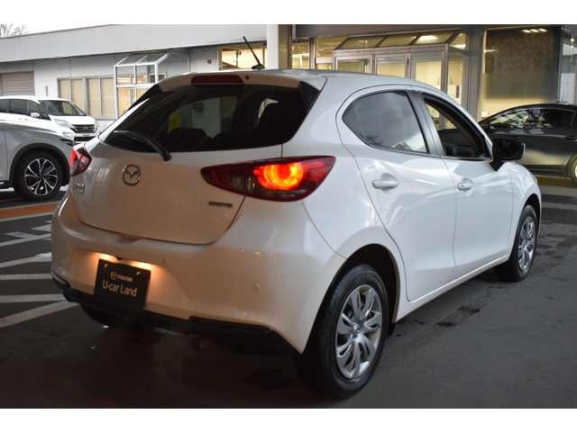 ＭＡＺＤＡ２ １．５　１５Ｓ　４ＷＤ　ビジネスユースＰＫＧ　ＨＢＣ付きＬＥＤライト　追突防止装置　メモリーナビ　ＬＥＤ　横滑り防止　オートエアコン　オートハイビーム　コーナーセンサー　ＥＴＣ　４ＷＤ　アイドリングストップ　バックカメラ（2枚目）