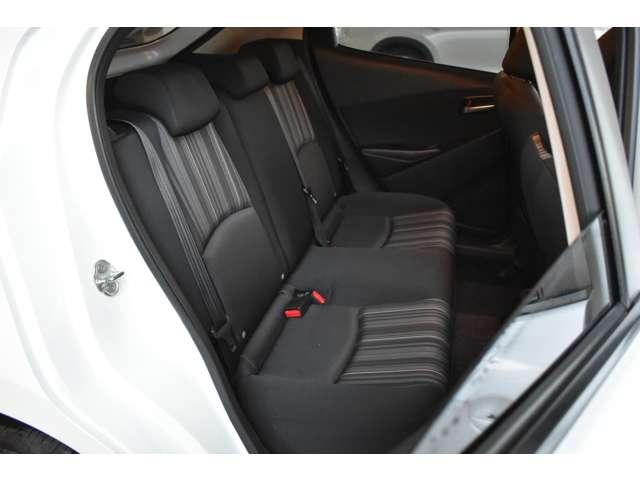 ＭＡＺＤＡ２ １．５　１５Ｓ　４ＷＤ　ビジネスユースＰＫＧ　ＨＢＣ付きＬＥＤライト　追突防止装置　メモリーナビ　ＬＥＤ　横滑り防止　オートエアコン　オートハイビーム　コーナーセンサー　ＥＴＣ　４ＷＤ　アイドリングストップ　バックカメラ（8枚目）