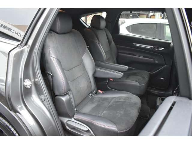 �Z�J���h�V�[�g�̓E�H�[�N�X���[���\�I�t�����g���l�̃f�U�C���ŁA��薳�����g�����������܂��B