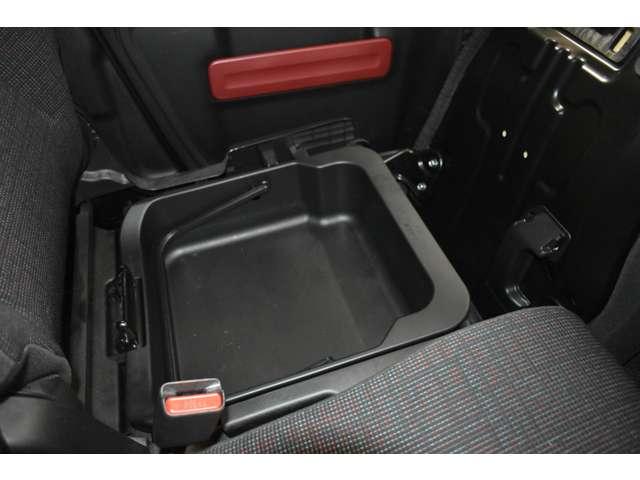 ���[�ɂ��o�P�c�ɂ��g���鏕��ȃA���_�[�g���C�ł��B