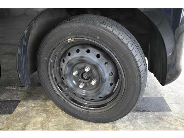 �����X�`�[���z�C�[���t���A�ă^�C���̎c��a���Ԃɂ��Ă͓X���ł��m���߂��������B�ʓr�e��ă^�C���E�~�^�C���A�A���~�z�C�[���̂����k������܂��B