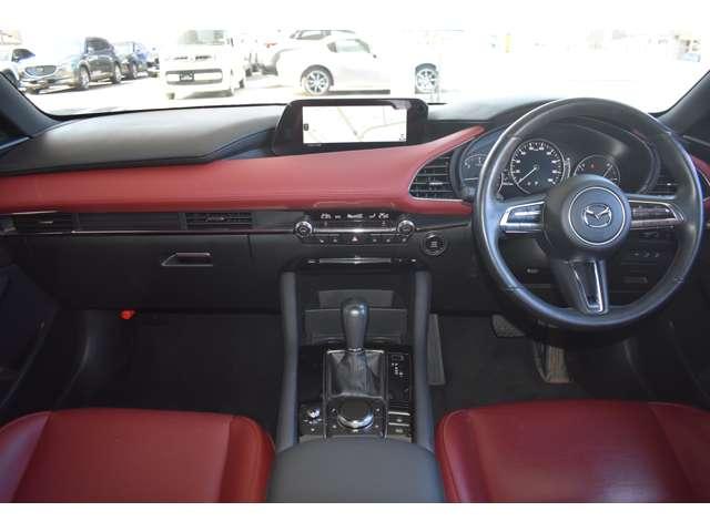 ＭＡＺＤＡ３ファストバック ＸＤ　Ｂｕｒｇｕｎｄｙ　Ｓｅｌｅｃｔｉｏｎ　３６０°セーフテ　赤革　３６０°セーフティＰＫＧ　ナビＴＶ　Ｐシート　レーダークルコン　ＬＥＤ　本革　１オーナー　Ｐシート　アルミ　地デジＴＶ　Ｒカメラ　４ＷＤ　ＤＶＤ再生　ナビＴＶ　ターボ　アイストップ　メモリーナビ（3枚目）