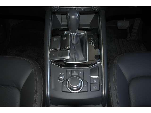 ＣＸ－５ ＸＤ　Ｌ　Ｐａｃｋａｇｅ　ＣＴＳ　Ｑｉ　地デジチューナー　クルージング＆トラフィックサポート・ワイ　パワーバックゲート　レーダーＣ　１オーナー　エアコン　リアカメラ　本革　ＢＴ接続　キーフリー　電動パワーシート　アイストップ　オートＬＥＤ　ターボ　ＴＶナビ（8枚目）