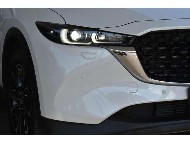 ＣＸ－５ ＸＤ　Ｌ　Ｐａｃｋａｇｅ　ＣＴＳ　Ｑｉ　地デジチューナー　クルージング＆トラフィックサポート・ワイ　パワーバックゲート　レーダーＣ　１オーナー　エアコン　リアカメラ　本革　ＢＴ接続　キーフリー　電動パワーシート　アイストップ　オートＬＥＤ　ターボ　ＴＶナビ（16枚目）