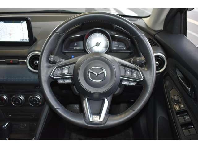 MAZDA2 XD L Package 360°ビューモニター・アダプティブLEDヘッ 全方位カメラ LEDライト パワーシート 4WD アイドリングストップ コーナーソナー 横滑り防止(4枚目)