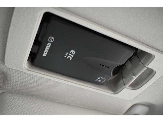 MAZDA2 XD L Package 360°ビューモニター・アダプティブLEDヘッ 全方位カメラ LEDライト パワーシート 4WD アイドリングストップ コーナーソナー 横滑り防止(10枚目)