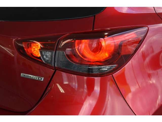 MAZDA2 XD L Package 360°ビューモニター・アダプティブLEDヘッ 全方位カメラ LEDライト パワーシート 4WD アイドリングストップ コーナーソナー 横滑り防止(17枚目)