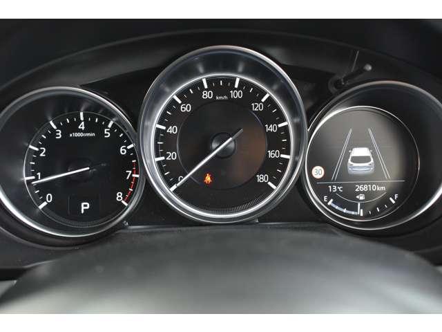 ＣＸ－５ ２．０　２０Ｓ　スマート　エディション　４ＷＤ　ブレーキサポート　３６０度ビューモニター　オートＬＥＤ　４ＷＤ　ＬＥＤ　地デジ　サイドエアバック　横滑り防止装置　アイドリング　盗難防止装置　ＥＴＣ付き　アドバンストキー　バックモニター　メモリーナビ（5枚目）