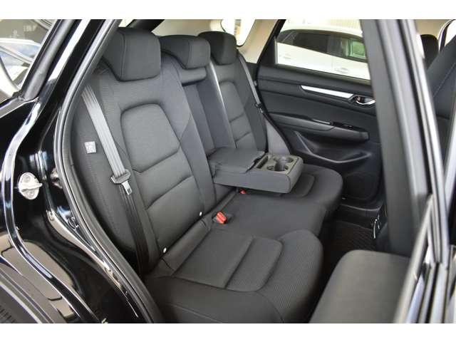 ＣＸ－５ ２．０　２０Ｓ　スマート　エディション　４ＷＤ　ブレーキサポート　３６０度ビューモニター　オートＬＥＤ　４ＷＤ　ＬＥＤ　地デジ　サイドエアバック　横滑り防止装置　アイドリング　盗難防止装置　ＥＴＣ付き　アドバンストキー　バックモニター　メモリーナビ（13枚目）