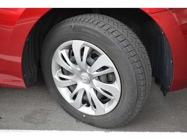 デミオ １．５　１５Ｓ　４ＷＤ　全周囲カメラ　アドバンストキー　衝突被害軽減ブレーキ　ＤＶＤ再生　コーナーソナー　キーレス　横滑り防止装置　オートエアコン　４ＷＤ　ＥＴＣ　バックカメラ　アイドリングストップ　パワステ　地デジＴＶ（18枚目）