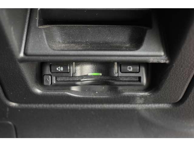 ＣＸ－３０ １．８　ＸＤ　プロアクティブ　ツーリングセレクション　ディー　ターボ車　全カメラ　ＡＷＤ　ＡＵＸ　パワステ　オートハイビーム　スマートキー＆プッシュスタート　地デジＴＶ　メンテナンスノート　ＥＴＣ車載器　ＤＶＤ　パワーシート　バックカメラ　ＴＶ　シートヒーター（11枚目）