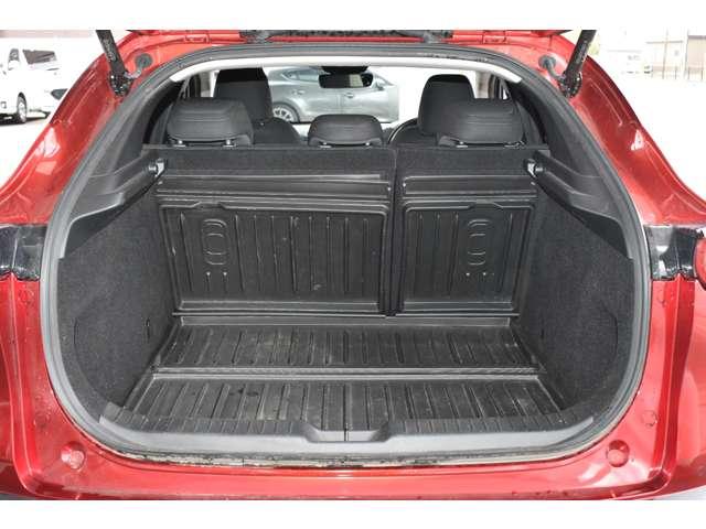 ＣＸ－３０ １．８　ＸＤ　プロアクティブ　ツーリングセレクション　ディー　ターボ車　全カメラ　ＡＷＤ　ＡＵＸ　パワステ　オートハイビーム　スマートキー＆プッシュスタート　地デジＴＶ　メンテナンスノート　ＥＴＣ車載器　ＤＶＤ　パワーシート　バックカメラ　ＴＶ　シートヒーター（14枚目）