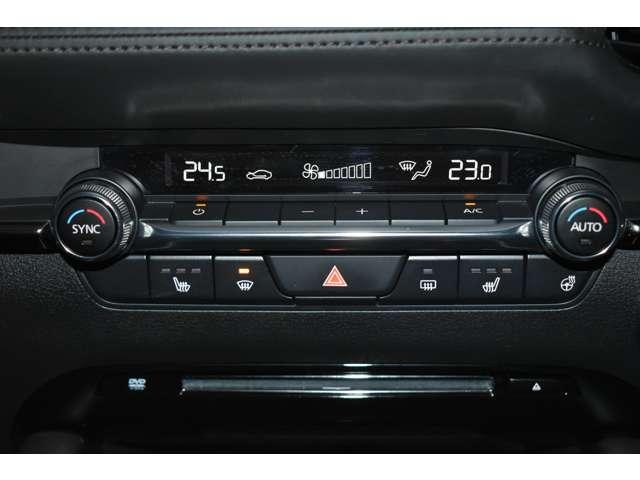 ＭＡＺＤＡ３ファストバック ＦＡＳＴＢＡＣＫ　２０Ｓ　ＰＲＯＡＣＴＩＶＥ　Ｔｏｕｒｉｎｇ　３６０°セーフティパッケージ　全周囲モニタ　レーダークルコン　ＬＥＤライト　メモリーナビ　オートハイビーム　エアバッグ　ミュージックプレイヤー接続可　ＡＢＳ　キーフリー　ナビＴＶ　バックカメラ　記録簿（7枚目）