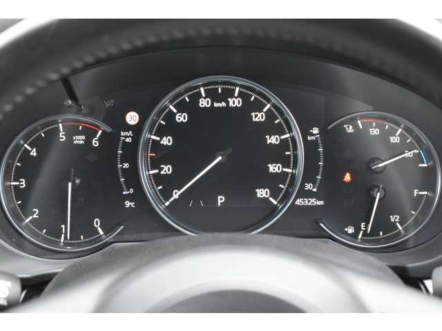 CX-5 XD Field Journey Pリフトゲート 地デジ 特別仕様車フィールドジャーニー・10.25イ 全周囲 アルミホイール クリアランスソナー 衝突軽減装置 LED シートヒーター 地デジ スマキー レーダークルーズ ETC 4WD パワーシート ABS(5枚目)