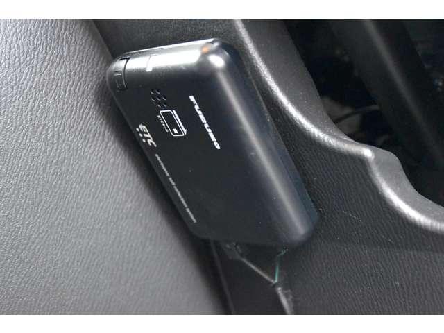 ＣＸ－３ ２．０　２０Ｓ　４ＷＤ　ハイビームコントロール付ＬＥＤライト　ナビ　衝突被害軽減ブレーキ　Ｂモニター　ＬＥＤヘッドライト　ＥＴＣ　オートエアコン　４ＷＤ　スマートキー　アイドリングストップ　横滑り防止　Ｐセンサー（7枚目）