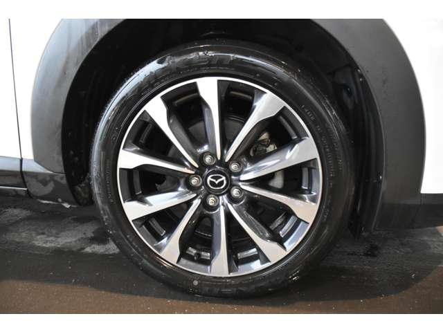 ＣＸ－３ ２．０　２０Ｓ　４ＷＤ　ハイビームコントロール付ＬＥＤライト　ナビ　衝突被害軽減ブレーキ　Ｂモニター　ＬＥＤヘッドライト　ＥＴＣ　オートエアコン　４ＷＤ　スマートキー　アイドリングストップ　横滑り防止　Ｐセンサー（11枚目）