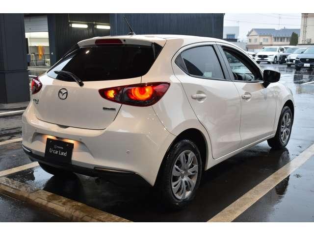 ＭＡＺＤＡ２ １．５　１５Ｓ　４ＷＤ　ビジネスユースＰＫＧ　ＨＢＣ付きＬＥＤライト　追突防止装置　メモリーナビ　ＬＥＤ　横滑り防止　オートエアコン　オートハイビーム　コーナーセンサー　ＥＴＣ　４ＷＤ　アイドリングストップ　バックカメラ（2枚目）