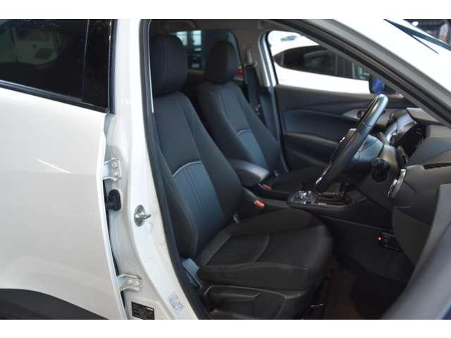 ＣＸ－３ ２．０　２０Ｓ　４ＷＤ　ハイビームコントロール付ＬＥＤライト　ナビ　衝突被害軽減ブレーキ　Ｂモニター　ＬＥＤヘッドライト　ＥＴＣ　オートエアコン　４ＷＤ　スマートキー　アイドリングストップ　横滑り防止　Ｐセンサー（8枚目）