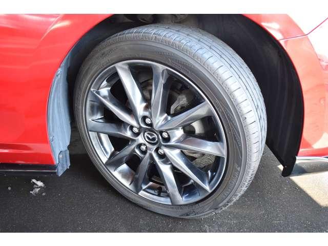 �����A���~�z�C�[���t���A�ă^�C���̎c��a���Ԃɂ��Ă͓X���ł��m���߂��������B�ʓr�e��ă^�C���E�~�^�C���A�A���~�z�C�[���̂����k������܂��B