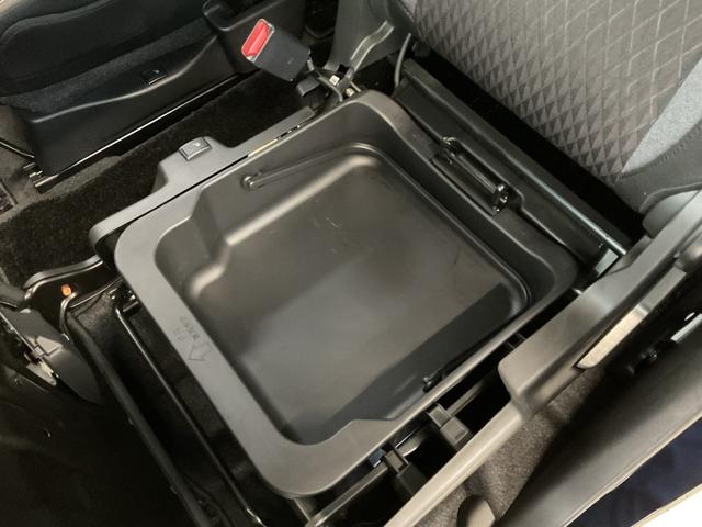 ソリオバンディット バンディット HYBRID MV 4WD ナビ・オーディオレス 両側リア電動スライドドア アダプティブクルーズコントロール 衝突被害軽減システム 横滑り防止機能 アイドリングストップ プッシュスタート オートエアコン シートヒーター(69枚目)