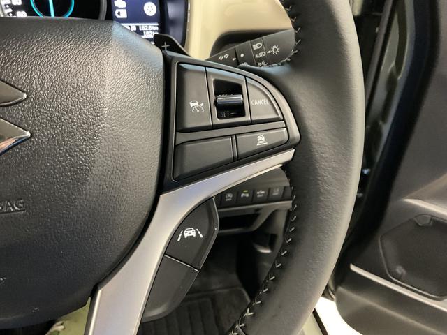 クロスビー ＨＹＢＲＩＤ　ＭＺ　４型　４ＷＤ　ナビ・オーディオレス　スノーモード付４ＷＤ　アダプティブクルーズコントロール　衝突被害軽減システム　横滑り防止機能　アイドリングストップ　プッシュスタート　オートエアコン　シートヒーター（56枚目）