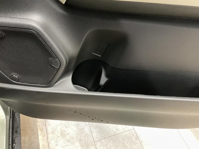 クロスビー ＨＹＢＲＩＤ　ＭＺ　４型　４ＷＤ　ナビ・オーディオレス　スノーモード付４ＷＤ　アダプティブクルーズコントロール　衝突被害軽減システム　横滑り防止機能　アイドリングストップ　プッシュスタート　オートエアコン　シートヒーター（63枚目）