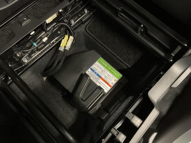 クロスビー ＨＹＢＲＩＤ　ＭＺ　４型　４ＷＤ　ナビ・オーディオレス　スノーモード付４ＷＤ　アダプティブクルーズコントロール　衝突被害軽減システム　横滑り防止機能　アイドリングストップ　プッシュスタート　オートエアコン　シートヒーター（70枚目）