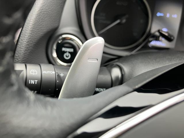 エクリプスクロスＰＨＥＶ Ｇ　４ＷＤ　本革シート　前後シートヒーター　車両検知警報システム　衝突被害軽減ブレーキ　クルーズコントロール　ナビ　バックカメラ　　前後ドライブレコーダー　ＥＴＣ　１０年１０万キロ特別保証延長（4枚目）