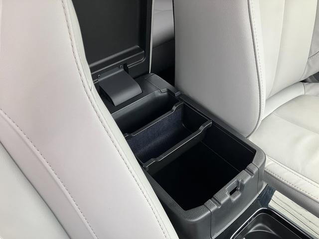 エクリプスクロスＰＨＥＶ Ｇ　４ＷＤ　本革シート　前後シートヒーター　車両検知警報システム　衝突被害軽減ブレーキ　クルーズコントロール　ナビ　バックカメラ　　前後ドライブレコーダー　ＥＴＣ　１０年１０万キロ特別保証延長（49枚目）