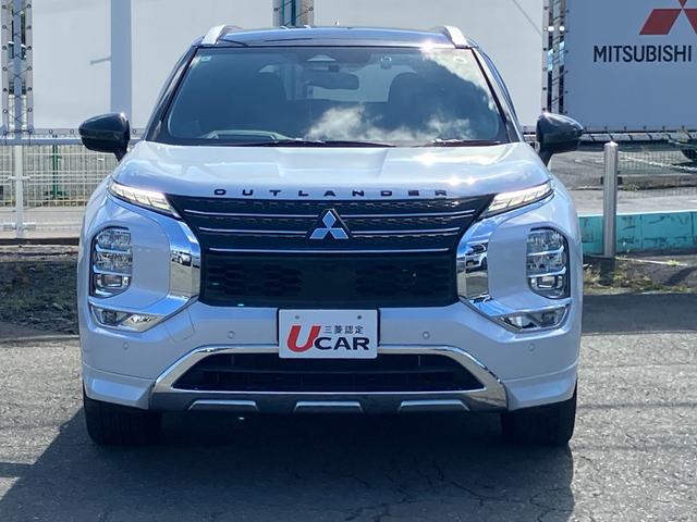 アウトランダーＰＨＥＶ Ｐ　４ＷＤ　１０年１０万キロ特別保証延長　スポーティパッケージ　純正スマホ連携ナビ　アラウンドビューモニタ－　前後ドライブレコーダー　ＥＴＣ２．０　ＭＩ－ＰＩＬＯＴ　衝突被害軽減ブレーキ　コーナーセンサー（34枚目）
