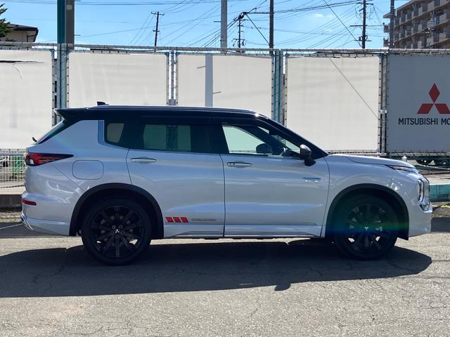 アウトランダーＰＨＥＶ Ｐ　４ＷＤ　１０年１０万キロ特別保証延長　スポーティパッケージ　純正スマホ連携ナビ　アラウンドビューモニタ－　前後ドライブレコーダー　ＥＴＣ２．０　ＭＩ－ＰＩＬＯＴ　衝突被害軽減ブレーキ　コーナーセンサー（37枚目）