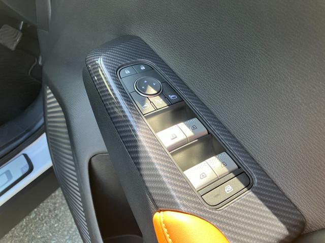 アウトランダーＰＨＥＶ Ｐ　４ＷＤ　１０年１０万キロ特別保証延長　スポーティパッケージ　純正スマホ連携ナビ　アラウンドビューモニタ－　前後ドライブレコーダー　ＥＴＣ２．０　ＭＩ－ＰＩＬＯＴ　衝突被害軽減ブレーキ　コーナーセンサー（38枚目）