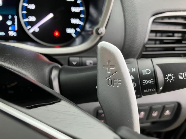 エクリプスクロスＰＨＥＶ Ｐ　４ＷＤ　本革シート　前後シートヒーター　純正ナビ　アラウンドビューモニタ－　ＭＩ－ＰＩＬＯＴ　　衝突被害軽減ブレーキ　コーナーセンサー　ドライブレコーダー　ＥＴＣ２．０　１０年１０万キロ特別保証延長（5枚目）