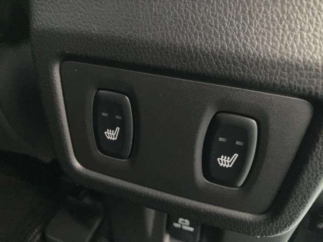 エクリプスクロスＰＨＥＶ Ｐ　４ＷＤ　本革シート　前後シートヒーター　純正ナビ　アラウンドビューモニタ－　ＭＩ－ＰＩＬＯＴ　　衝突被害軽減ブレーキ　コーナーセンサー　ドライブレコーダー　ＥＴＣ２．０　１０年１０万キロ特別保証延長（13枚目）