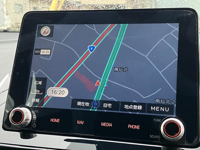 エクリプスクロスＰＨＥＶ Ｐ　４ＷＤ　本革シート　前後シートヒーター　純正ナビ　アラウンドビューモニタ－　ＭＩ－ＰＩＬＯＴ　　衝突被害軽減ブレーキ　コーナーセンサー　ドライブレコーダー　ＥＴＣ２．０　１０年１０万キロ特別保証延長（15枚目）