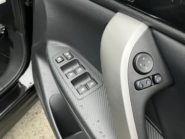 エクリプスクロスＰＨＥＶ Ｐ　４ＷＤ　本革シート　前後シートヒーター　純正ナビ　アラウンドビューモニタ－　ＭＩ－ＰＩＬＯＴ　　衝突被害軽減ブレーキ　コーナーセンサー　ドライブレコーダー　ＥＴＣ２．０　１０年１０万キロ特別保証延長（40枚目）