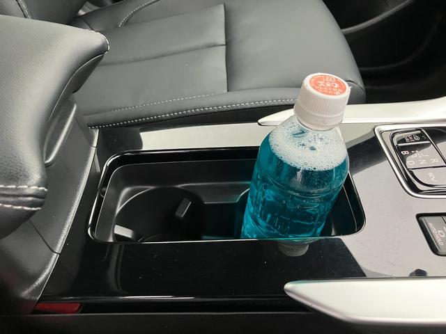エクリプスクロスＰＨＥＶ Ｐ　４ＷＤ　本革シート　前後シートヒーター　純正ナビ　アラウンドビューモニタ－　ＭＩ－ＰＩＬＯＴ　　衝突被害軽減ブレーキ　コーナーセンサー　ドライブレコーダー　ＥＴＣ２．０　１０年１０万キロ特別保証延長（45枚目）