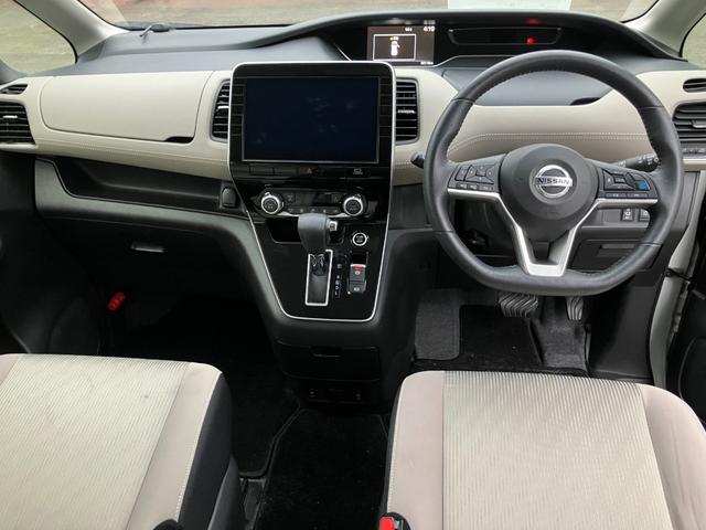 セレナ ハイウェイスターV 4WD プロパイロット デジタルルームミラー シートヒーター 9インチナビ 後席モニター ETC エンジンスターター  ドライブレコーダー ステアリングヒーター(7枚目)