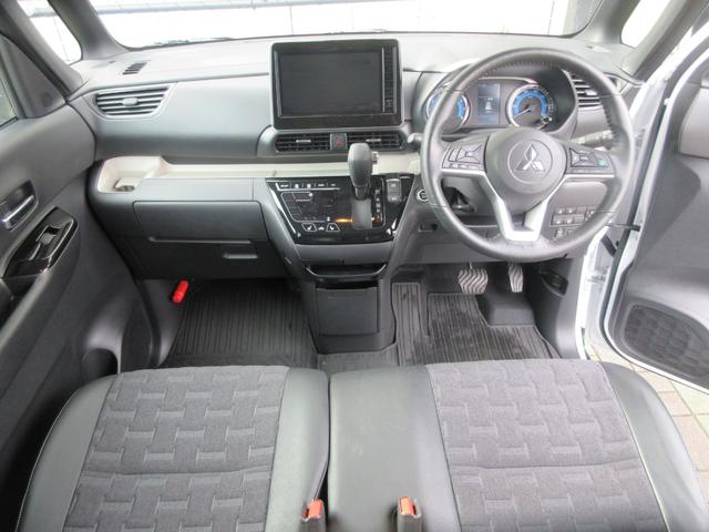 デリカミニ G プレミアム 4WD 当社社有車 全方位モニター クリアランスソナー 衝突被害軽減ブレーキ 9インチナビ USB HDMI 両側電動スライドドア(3枚目)